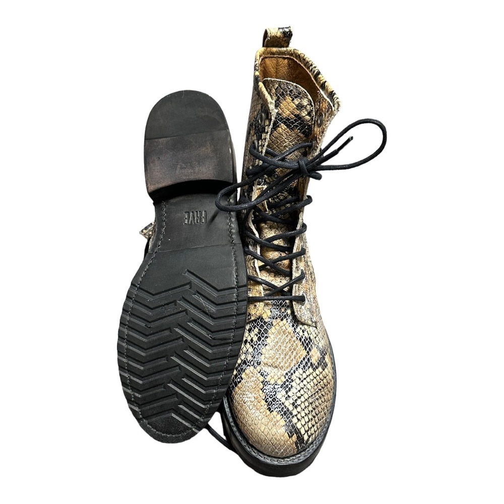 FRYE Veronica Snakeskin Embossed Leather Lace Up Combat Boot Tan Black SIZE 8 - Picture 6 of 8